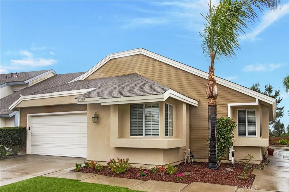 Unit for sale at 21351 Spruce, Mission Viejo, CA 92692