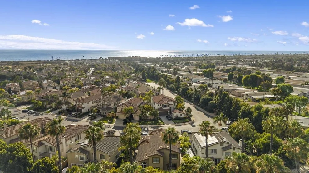 Unit for sale at 7312 Binnacle Dr, Carlsbad, CA 92011