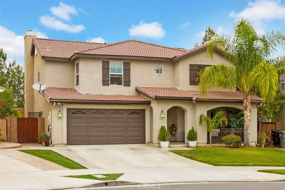 Unit for sale at 10998 Whitebark Lane, Corona, CA 92883