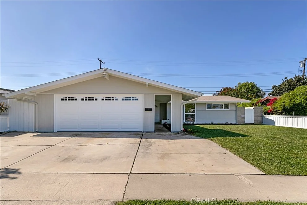Unit for sale at 285 Princeton Drive, Costa Mesa, CA 92626