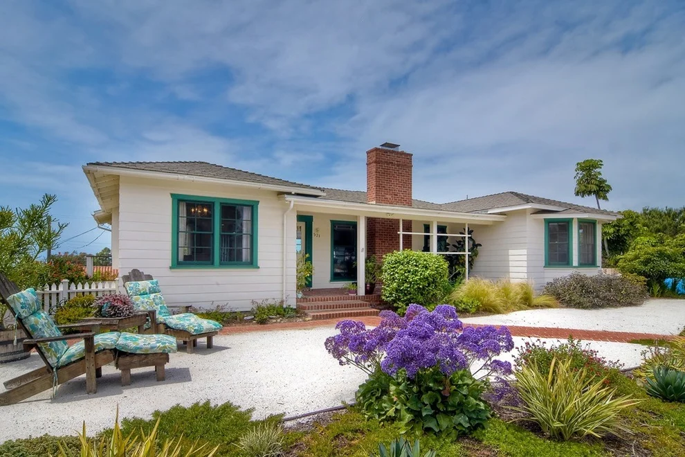 Unit for sale at 521 S Horne St, Oceanside, CA 92054