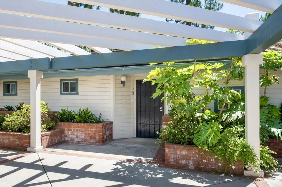 Unit for sale at 1681 Circa Del Lago, San Marcos, CA 92078