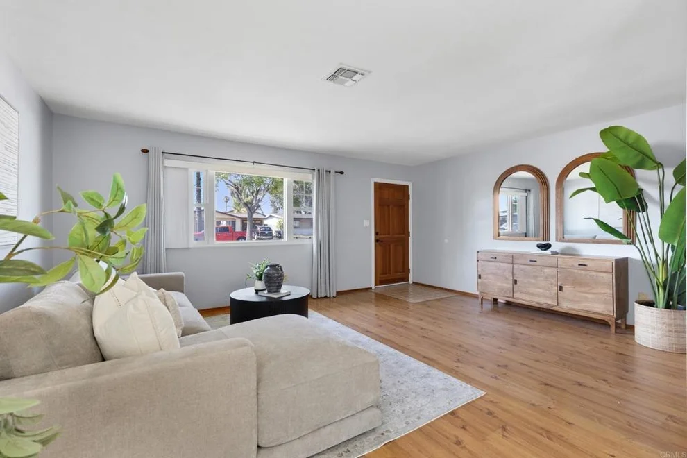 Unit for sale at 122 E Palomar Street, Chula Vista, CA 91911