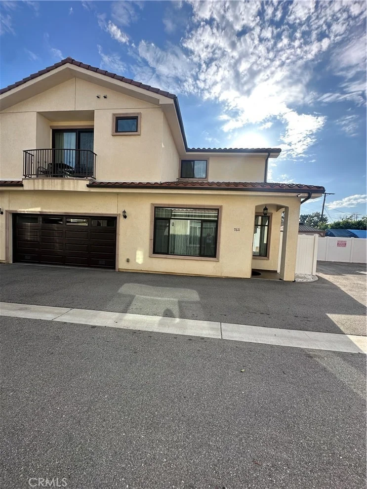 Unit for sale at 7611 Lilly Way, North Hollywood, CA 91605