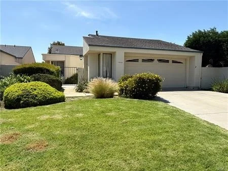Unit for sale at 7932 Pearl Street, Ventura, CA 93004