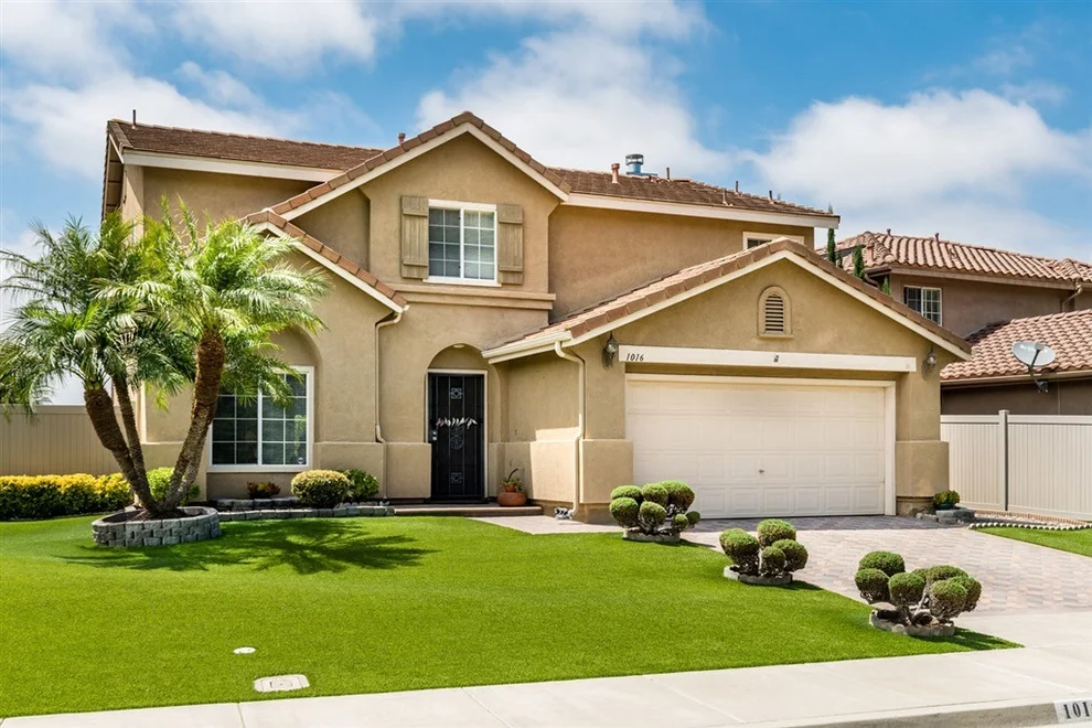 Unit for sale at 1016 Cima Dr, San Marcos, CA 92078
