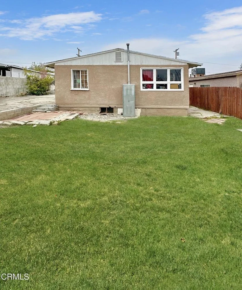 Unit for sale at 10029 Marcus Avenue, Tujunga, CA 91042