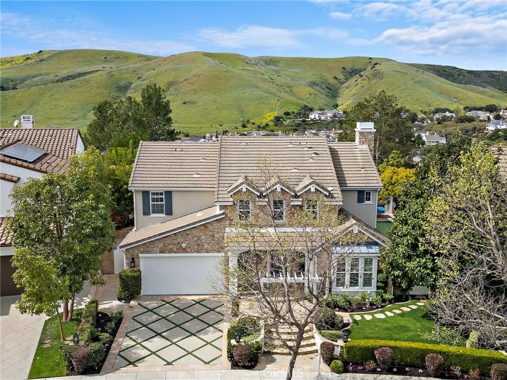 Unit for sale at 33 Christopher Street, Ladera Ranch, CA 92694