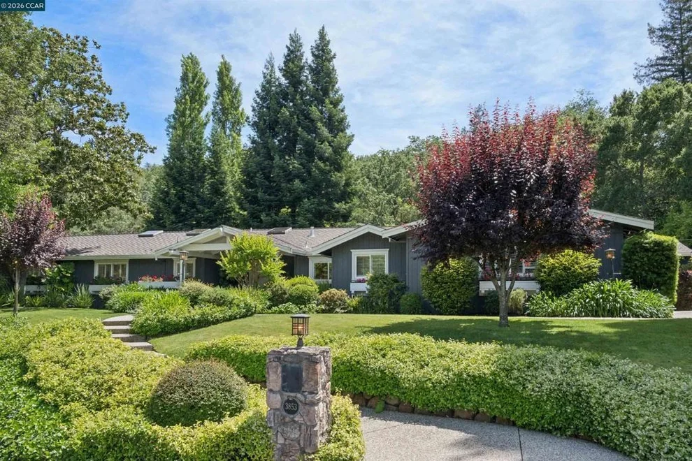 Unit for sale at 3853 Palo Alto Dr, Lafayette, CA 94549