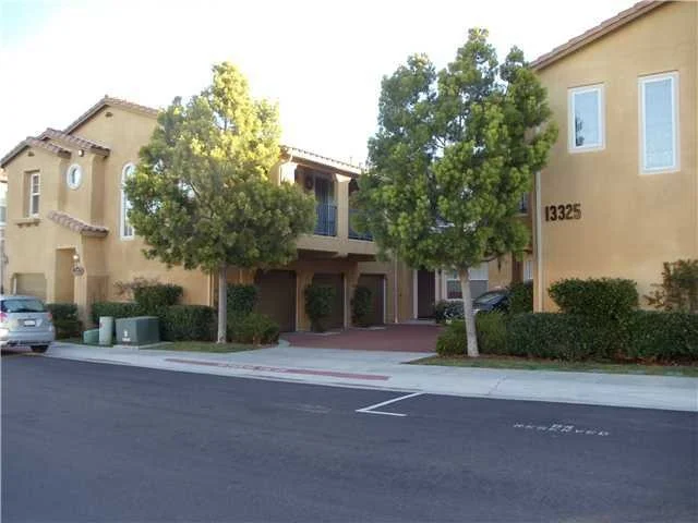 Unit for sale at 13325 Calle Del Campo, San Diego, CA 92129