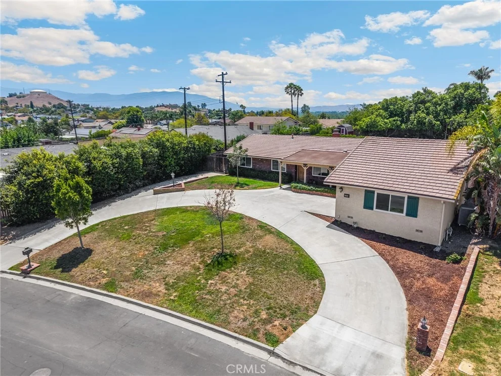 Unit for sale at 4360 Cedar, Norco, CA 92860