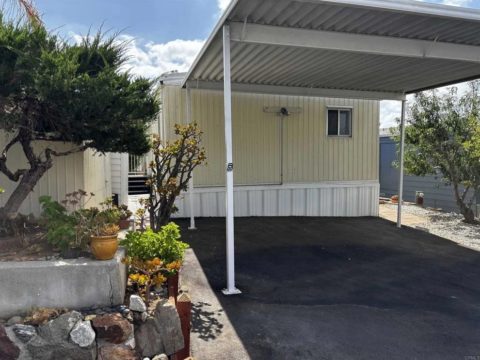 Unit for sale at 955 Howard Avenue, Escondido, CA 92029