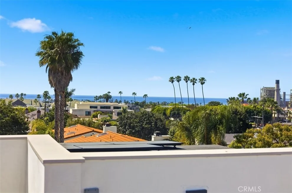 Unit for sale at 617 N Irena Avenue, Redondo Beach, CA 90277