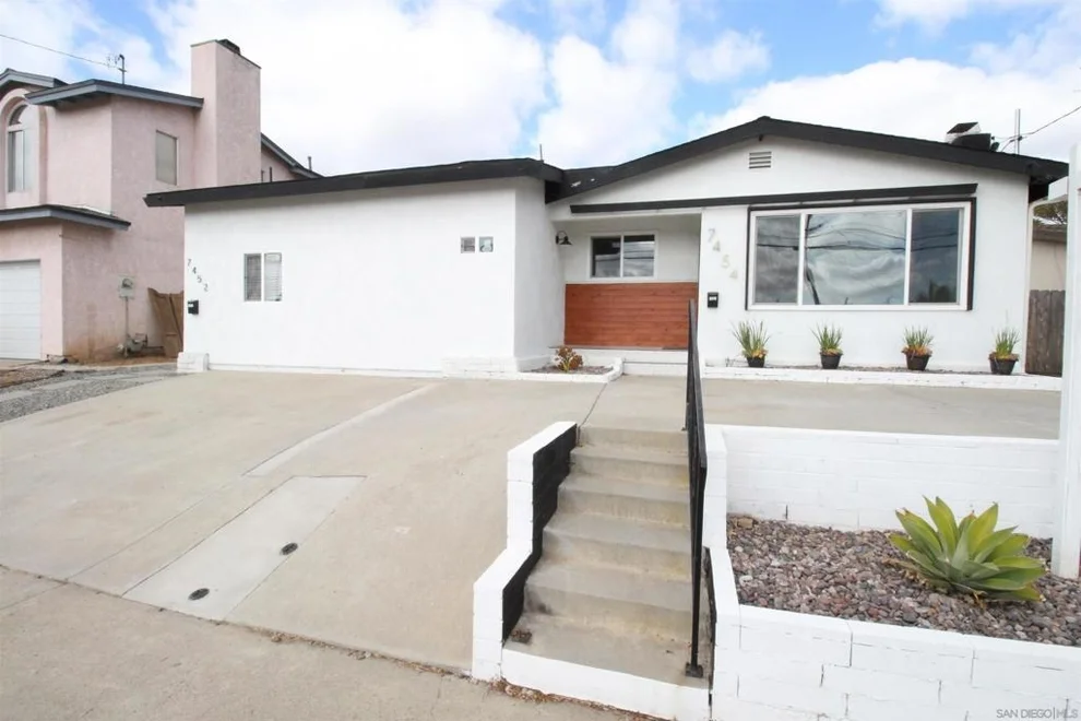 Unit for sale at 7454 Batista St, San Diego, CA 92111