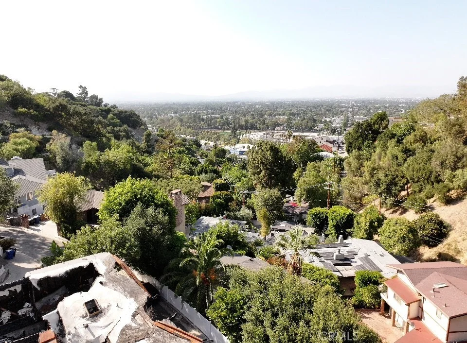 Unit for sale at 4132 Vanetta Place, Studio City, CA 91604