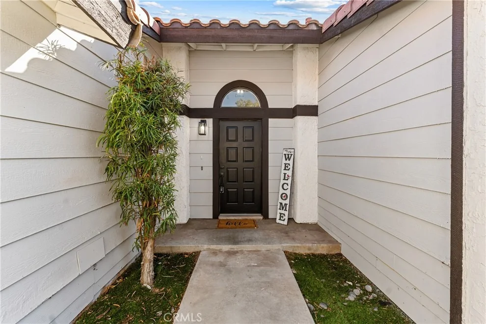 Unit for sale at 1002 E Avenue J6 Avenue, Lancaster, CA 93535