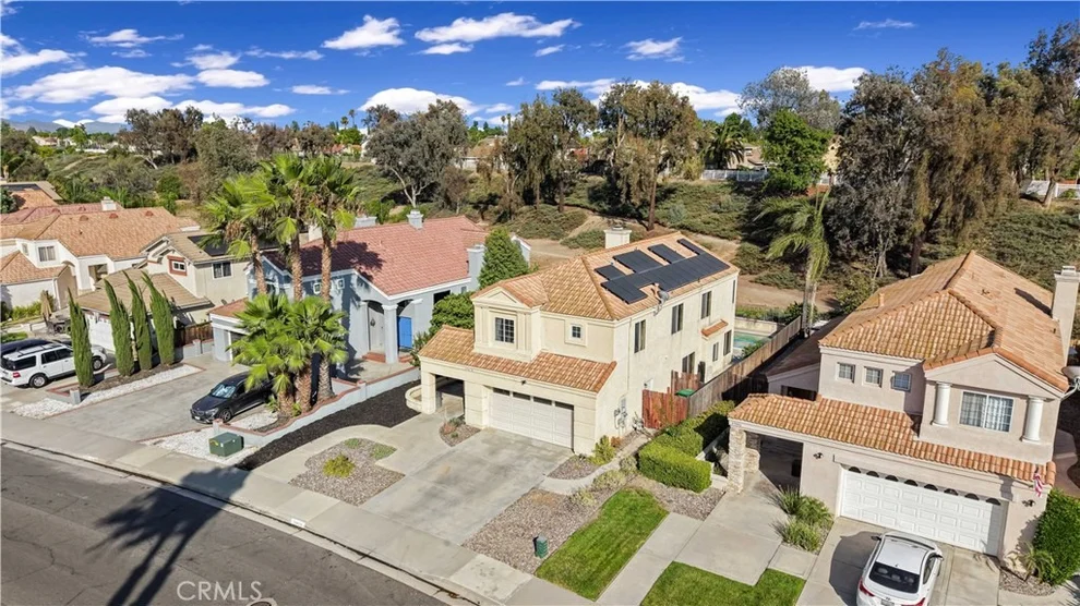 Unit for sale at 39878 Avenida Miguel Oeste, Murrieta, CA 92563