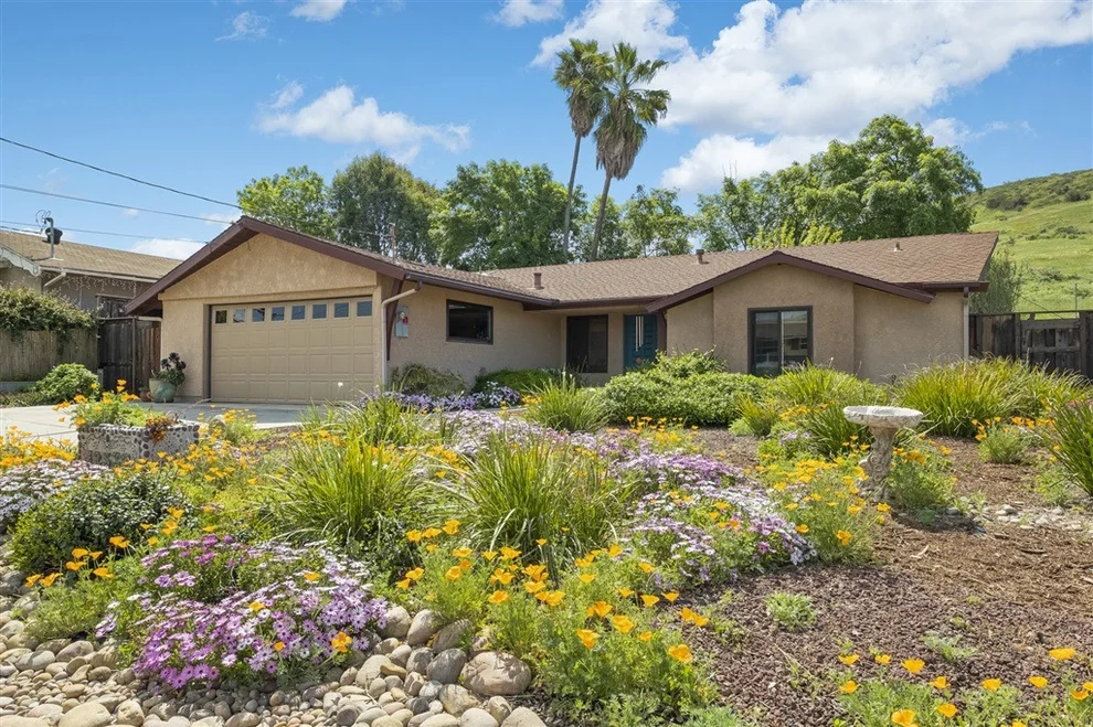 Unit for sale at 12539 Buckskin Trail, Poway, CA 92064