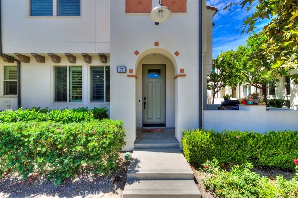 Unit for sale at 71 Adelfa, Rancho Mission Viejo, CA 92694