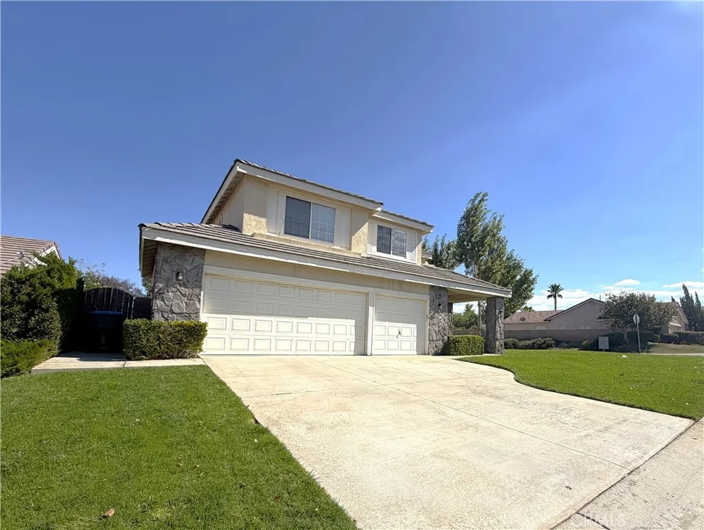 Unit for sale at 40902 Riverock Lane, Palmdale, CA 93551