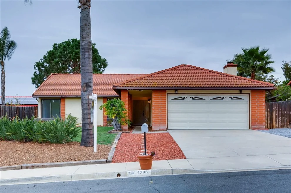 Unit for sale at 4766 Elm Tree, Oceanside, CA 92056