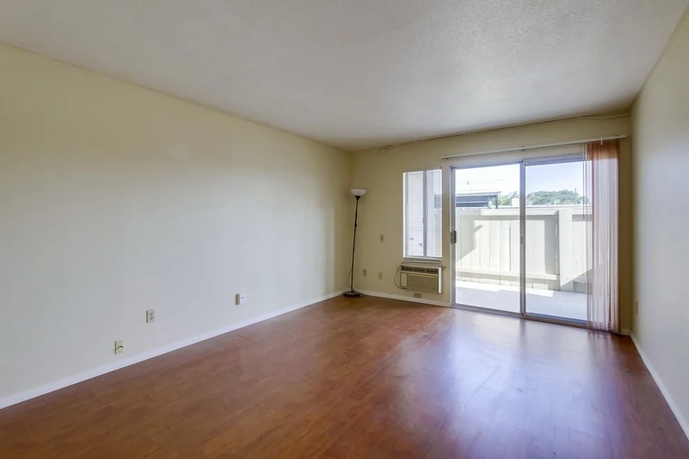 Unit for sale at 3571 Ruffin Rd, San Diego, CA 92123