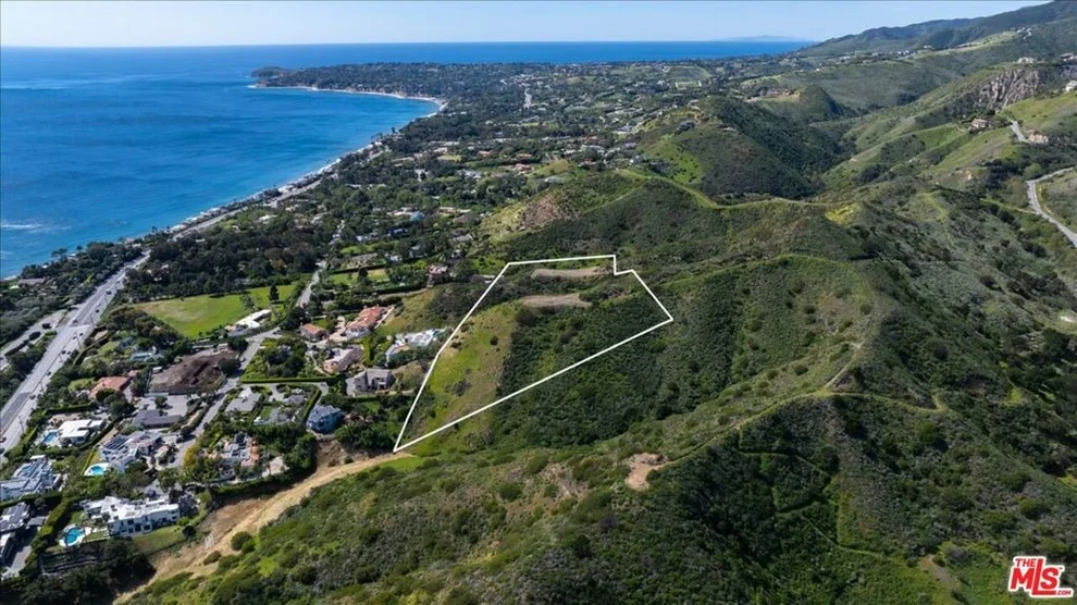 Unit for sale at 26907 Sea Vista Drive, Malibu, CA 90265