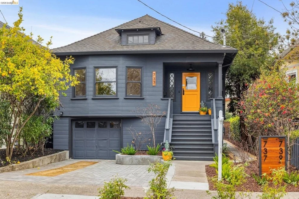Unit for sale at 737 61st St, Oakland, CA 94609