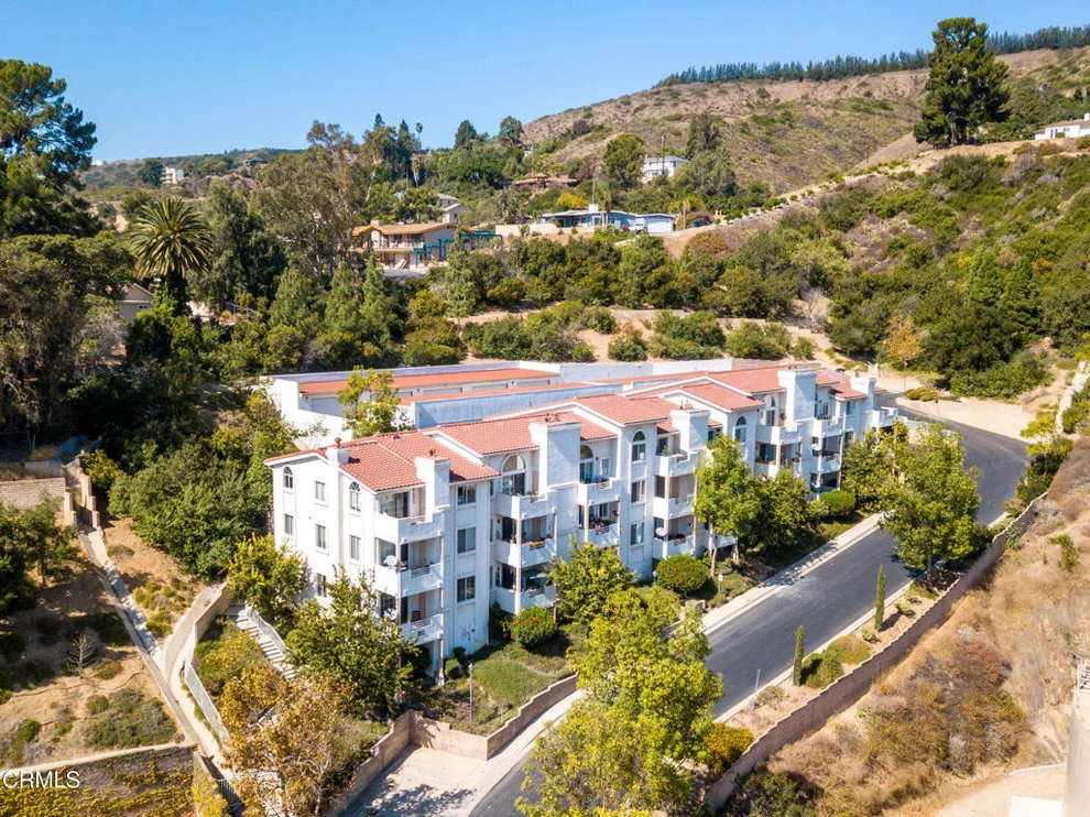 Unit for sale at 2713 Antonio Drive, Camarillo, CA 93010