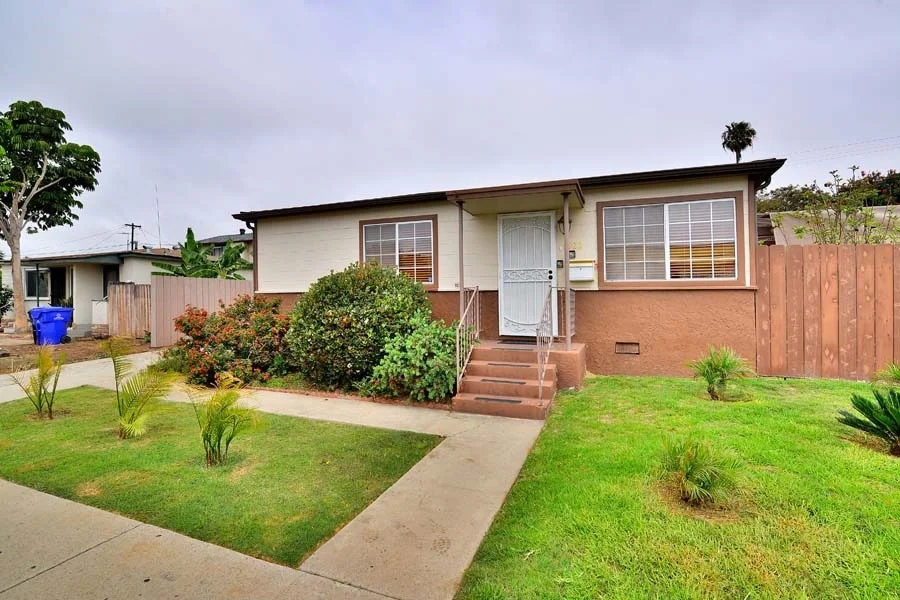 Unit for sale at 6922 Kramer, San Diego, CA 92111