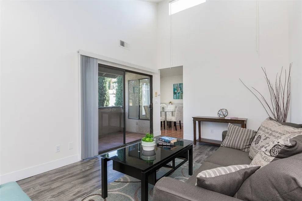 Unit for sale at 2135 E Valley Parkway, Escondido, CA 92027