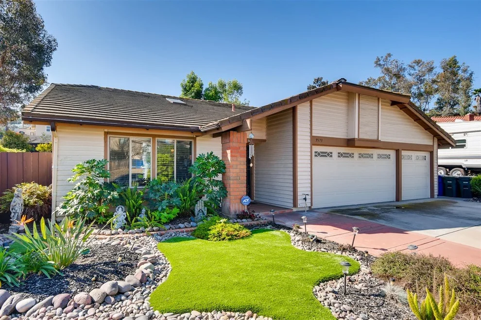 Unit for sale at 9573 Oakfield Ct, Spring Valley, CA 91977