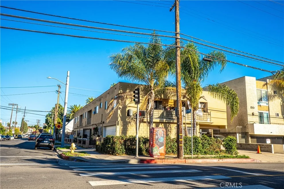 Unit for sale at 5666 Lemon Grove Avenue, Los Angeles, CA 90038