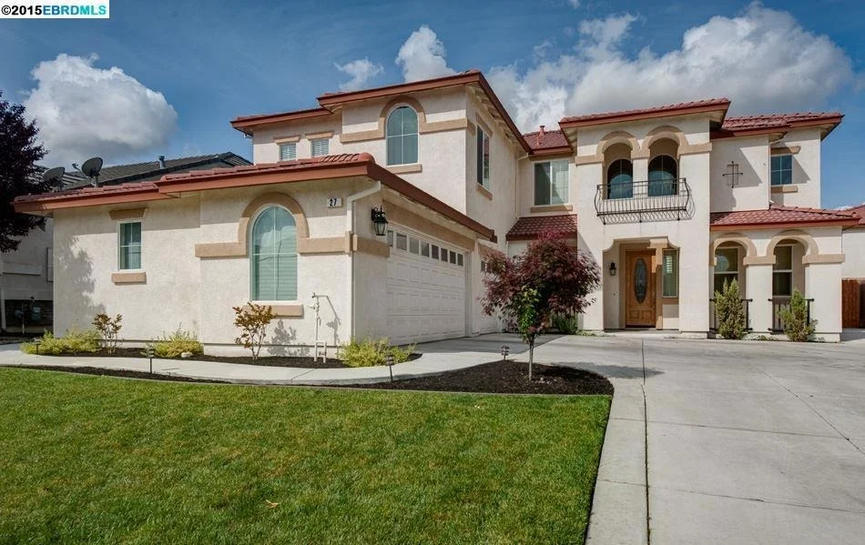 Unit for sale at 27 ESCHER CIR, Oakley, CA 94561