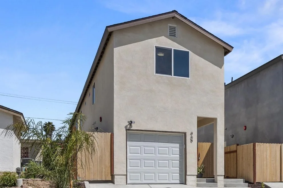 Unit for sale at 909 911 concepcion Avenue, Spring Valley, CA 91977