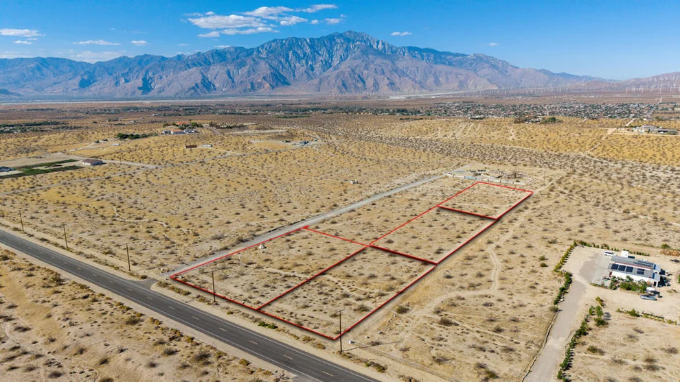 Unit for sale at 15001 Long Canyon, Desert Hot Springs, CA 92240