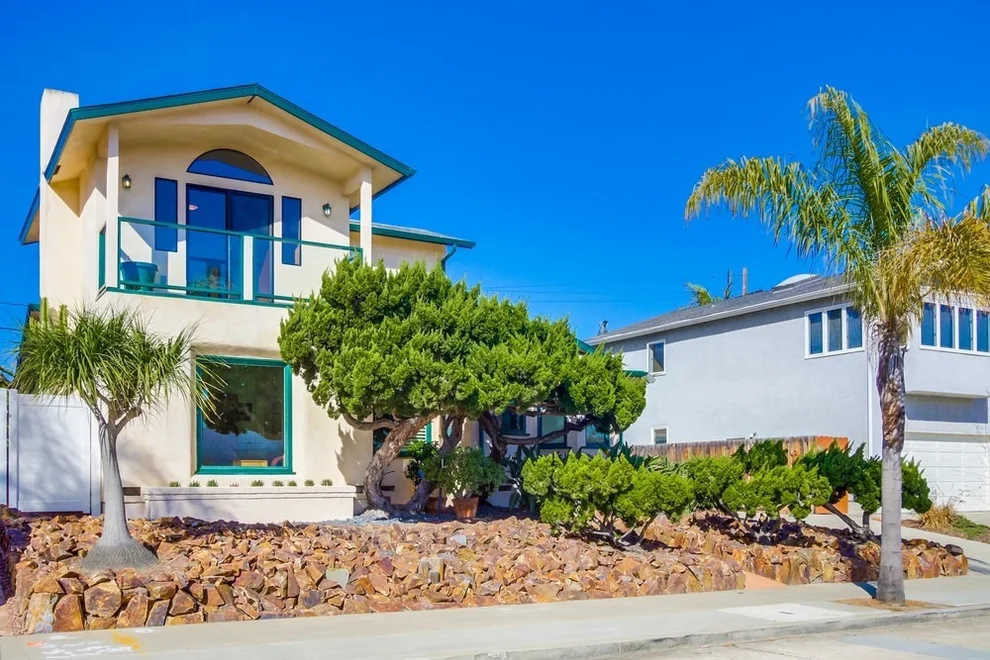 Unit for sale at 3528 Yosemite Street, San Diego, CA 92109