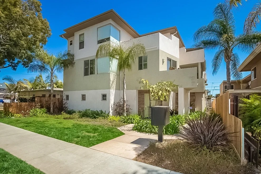 Unit for sale at 1365 Felspar St, San Diego, CA 92109