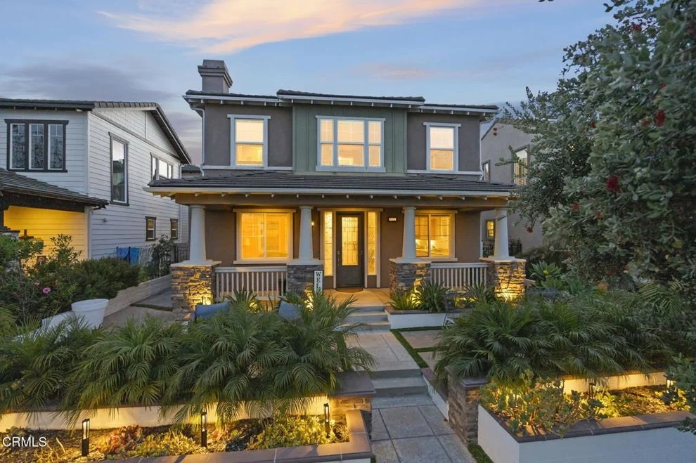 Unit for sale at 1423 Caspian Way, Oxnard, CA 93035