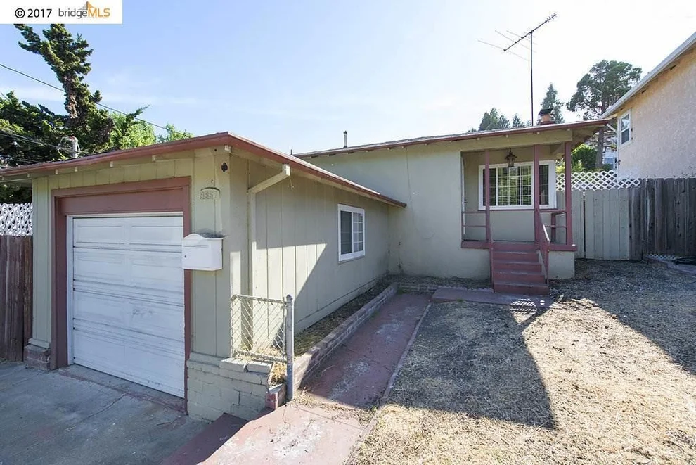 Unit for sale at 9857 Stanley Ave, Oakland, CA 94605
