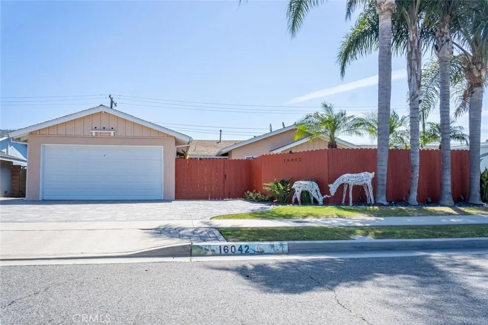 Unit for sale at 16042 Warren, Huntington Beach, CA 92649