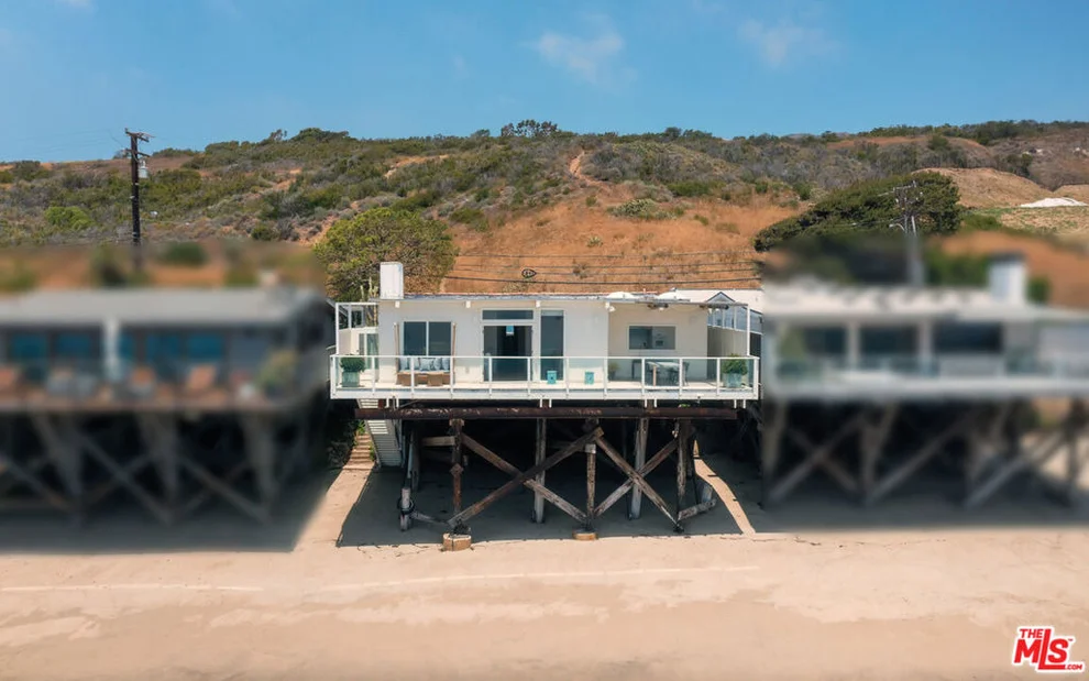 Unit for sale at 24216 Malibu Road, Malibu, CA 90265