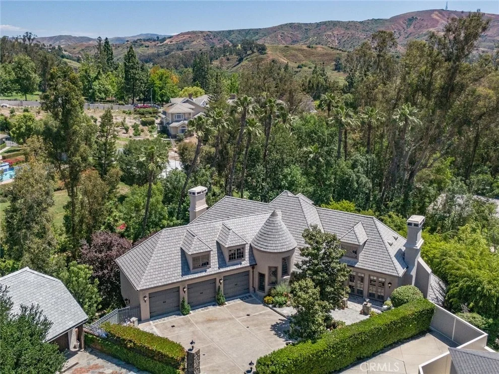 Unit for sale at 2001 Maverick Lane, North Tustin, CA 92705