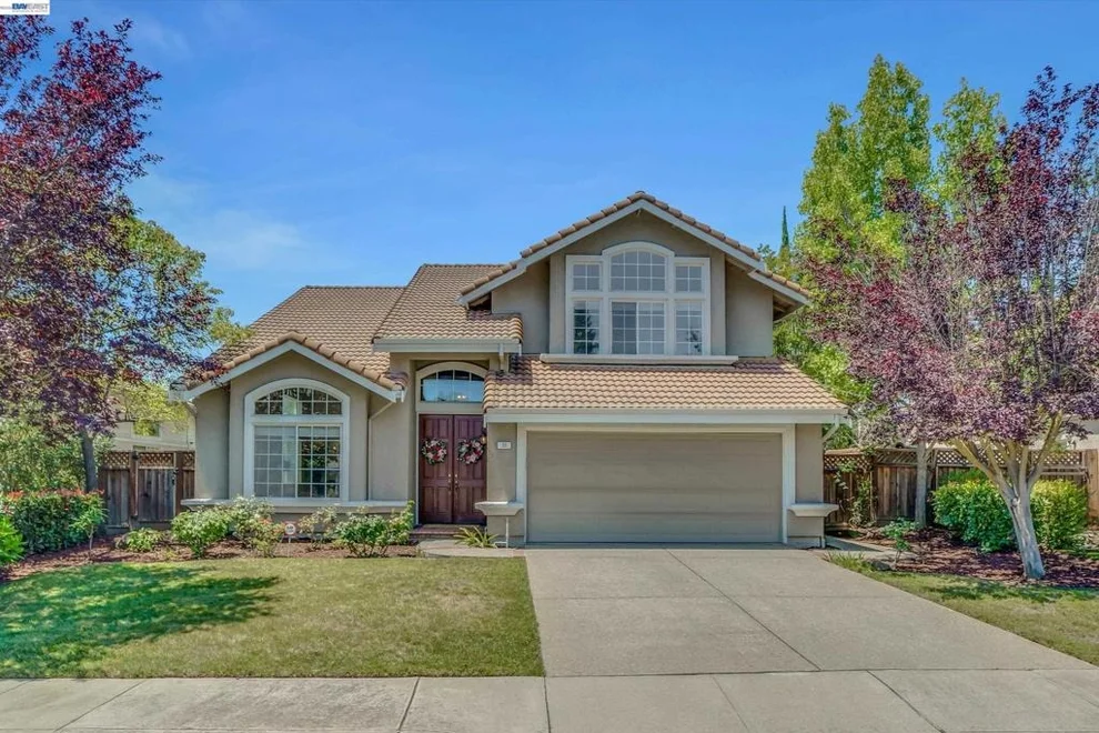 Unit for sale at 35 Sierra Ridge Ct, Danville, CA 94506