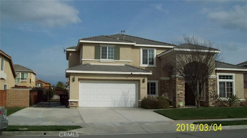Unit for sale at 850 Provance Street, Hemet, CA 92545