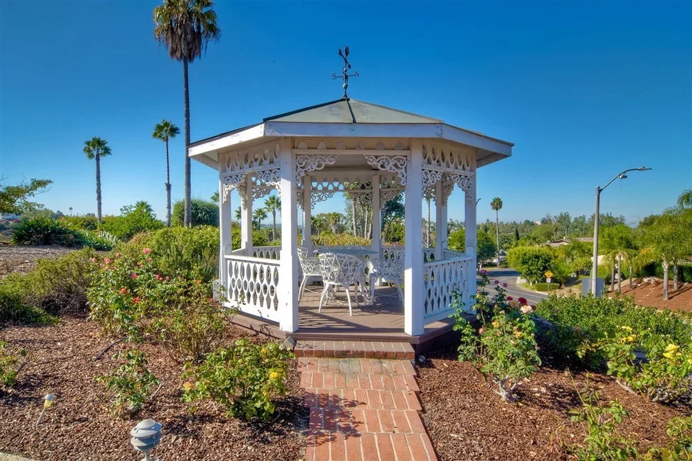 Unit for sale at 1651 Mesa Verde Dr, Vista, CA 92084