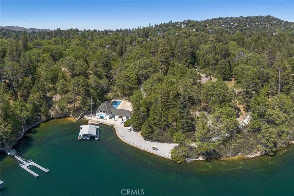 Unit for sale at 28641 North Shore Road, Lake Arrowhead, CA 92352