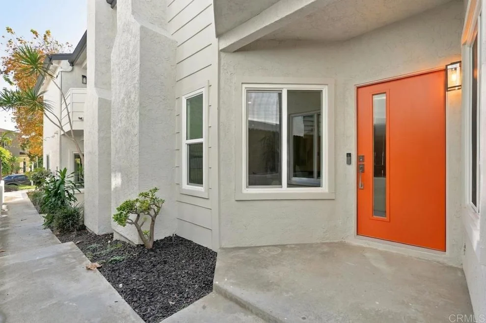 Unit for sale at 978 Sapphire Street, San Diego, CA 92109