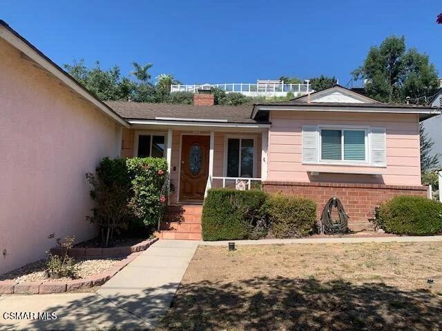 Unit for sale at 10137 Lanark Street, Sun Valley, CA 91352