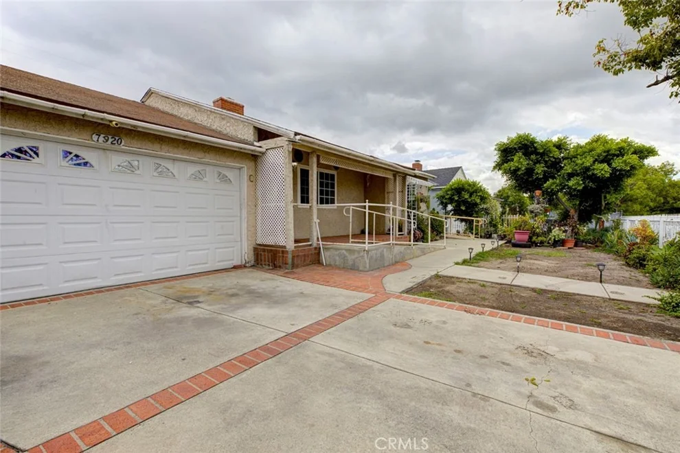 Unit for sale at 7920 Riverton Avenue, Sun Valley, CA 91352
